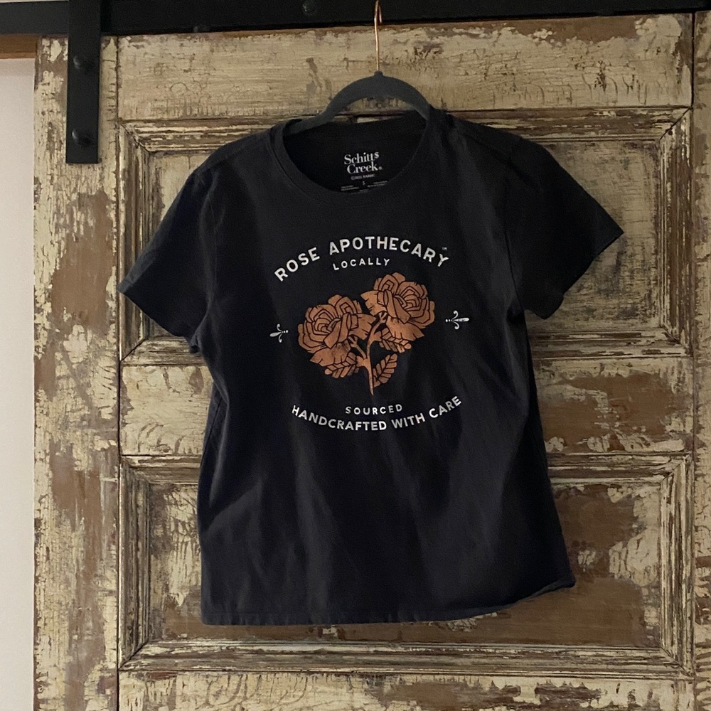 Schitt's Creek Rose Apothecary Charcoal Grey Short Sleeve Tee